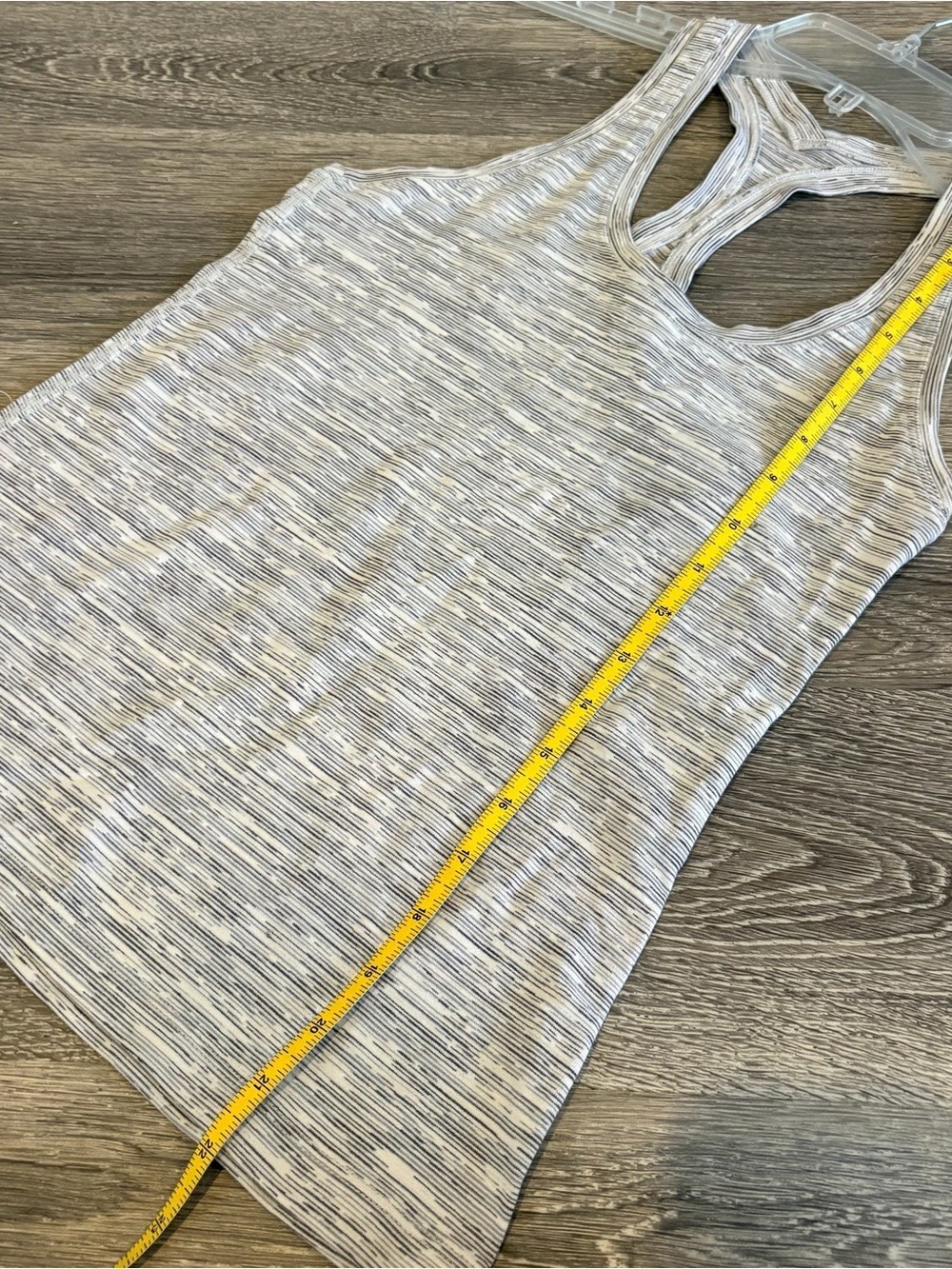 lululemon athletica Gray Space-Dye Racerback Tank Size 4 - Picture 4 of 5